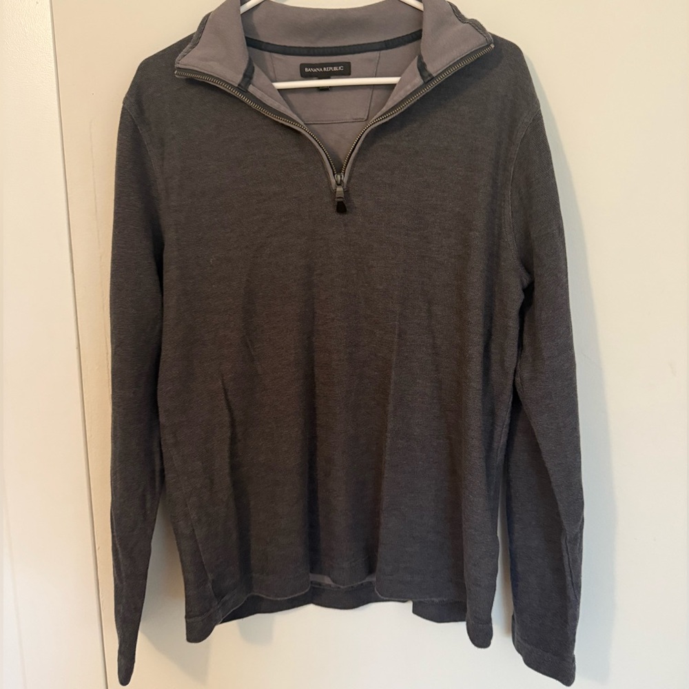 Banana Republic Men's Gray Quarter-Zip Sweater